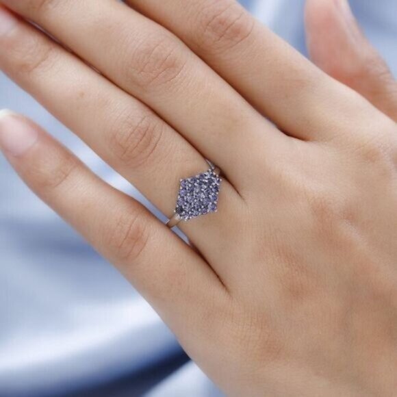 Tanzanite ✦ Violet Fire Cluster Round Cut ✦ Platinum Over 925 Ring Sz 8 NWT - Picture 3 of 7